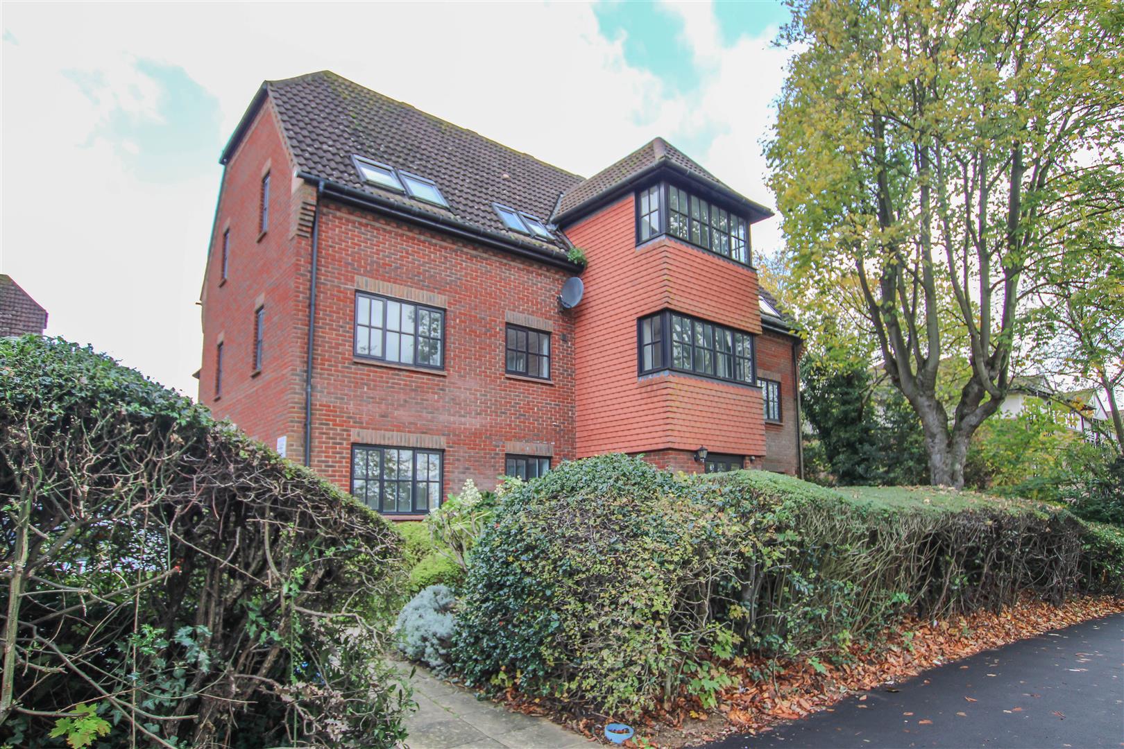 Sawyers Hall Lane, Brentwood Keith Ashton